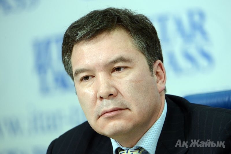 The other expert, a Kazakh politician in exile Serikzhan Mambetalin (on photo) told that his foreign friends (he now lives in London) were shocked when they ... - mambetalin