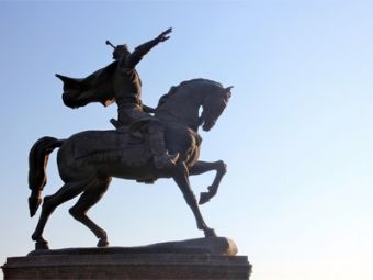 Statue of Tamerlan in Tashkent