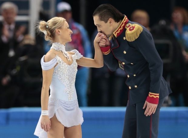 Tatiana Volosozhar and Maxim Trankov of Russia made a spectacular performance, which brought them ten scores and put the Russian team result ahead of others