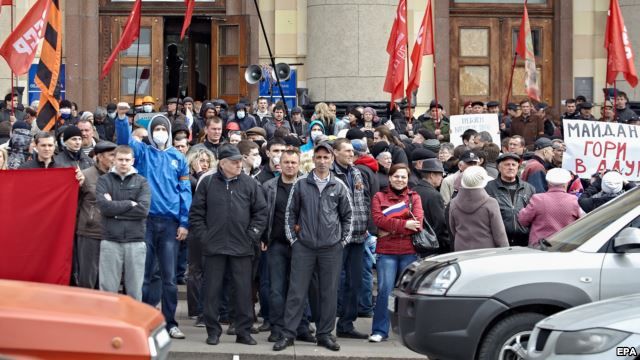 Pro-Russian protesters rallied in front of the occupied regional administration building in Kharkiv on April 7.