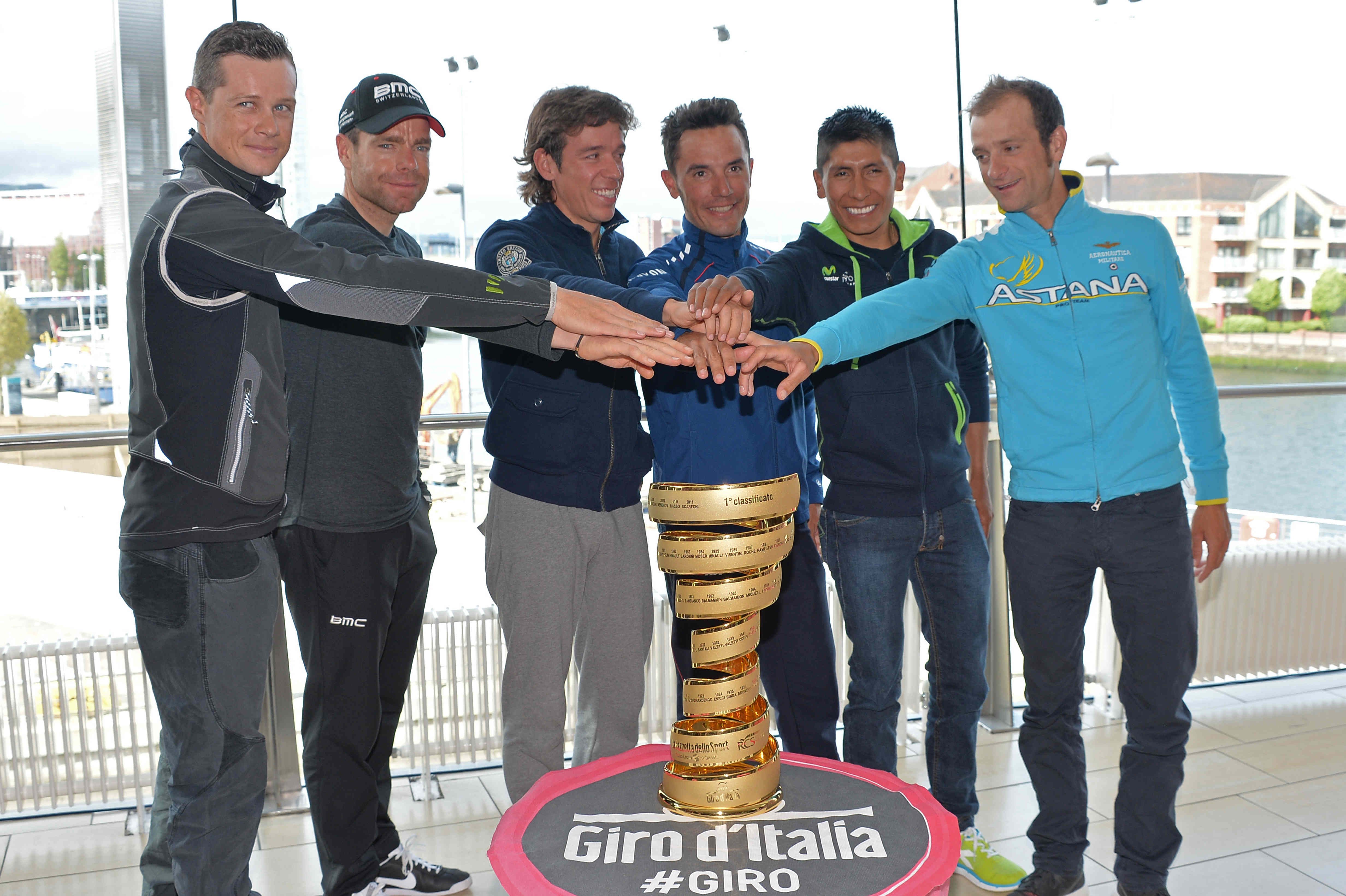 Members of Giro D'Italia getting ready for the race.