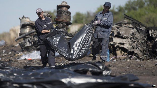 Ukrainian officials say 272 bodies have now been found at the crash site