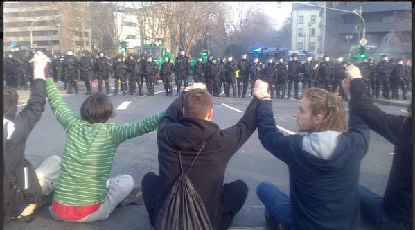 Blockupy movement members