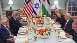 Израиль-Палестина келіссөздеріне қатысушылар. Вашингтон, 29 шілде 2013 жыл.