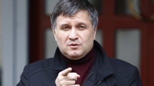 Украина ішкі істер министрі міндетін атқарушы Арсен Аваков. 