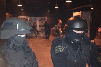 Сотрудники ФСКН Фото: пресс-служба ФСКН