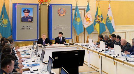 Оперативно-стратегическое совещание в Минобороны РК. Фото пресс-службы Президента Казахстана
