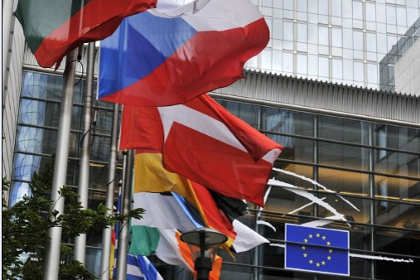  Флаги стран-членов Евросоюза в Брюсселе Фото: Georges Cobet / AFP