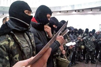 Бойцы Национальной гвардии Украины Фото: «Коммерсантъ»