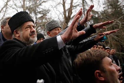 Крымские татары Фото: Darko Vojinovic / AP