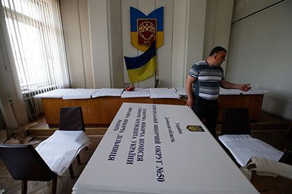 Подготовка к выборам в Донецкой области. Фото: Reuters
