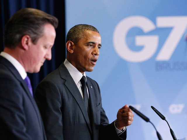 На совместной пресс-конференции с премьером Великобритании Дэвидом Кэмероном американский президент заявил, что США хотят видеть своего ближайшего союзника единым и мощным государством. Фото: Reuters