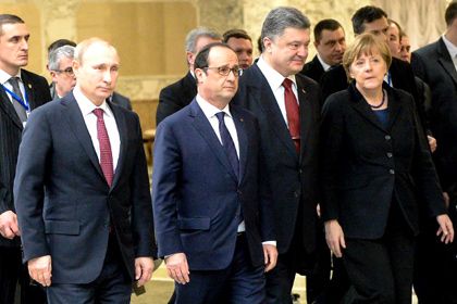 Владимир Путин, Франсуа Олланд, Петр Порошенко и Ангела Меркель. Фото: AFP