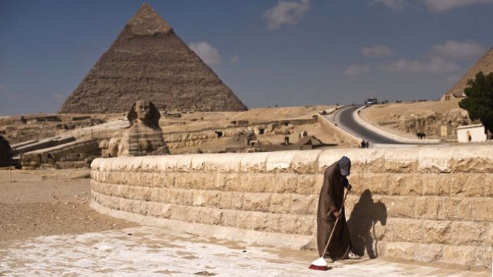 Egypt’s finance ministry proposes renting out pyramids