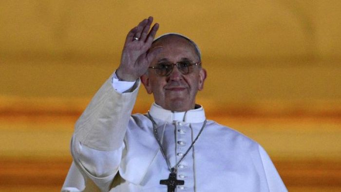 Argentinian Cardinal Jorge Bergoglio Elected as New Pope