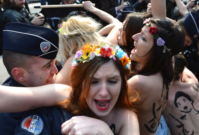 FEMEN activists to visit Kazakhstan prior to Expo-2017