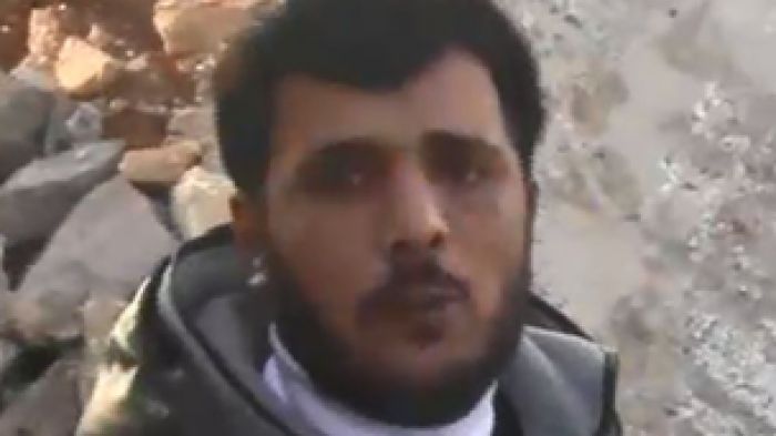 Video of Syrian rebel fighter cutting out heart of regime soldier and eating it condemned