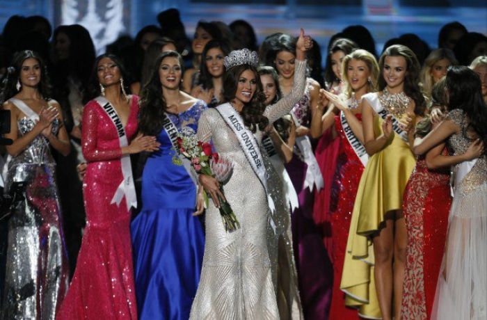 Venezuelan is the new Miss Universe