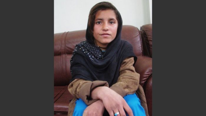 Afghan girl in bomb plot asks president for new home