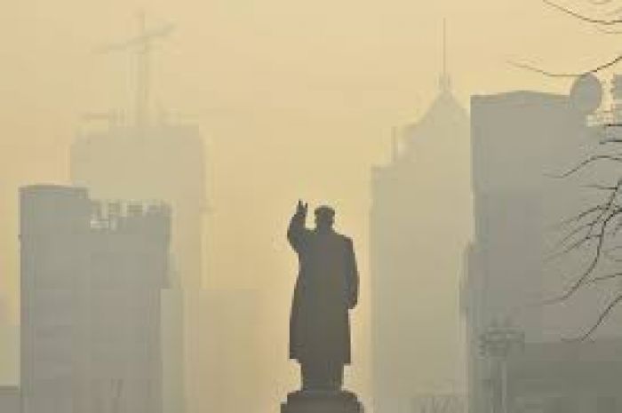 Beijing announces emergency measures amid fog of pollution