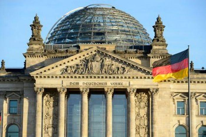 Bundestag commemorates victims of Nazism