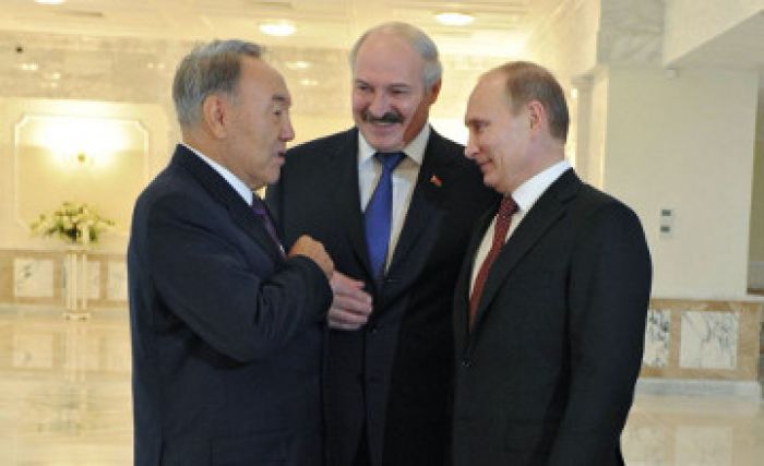 Nazarbayev, Putin and Lukashenko meet in Moscow on March 5