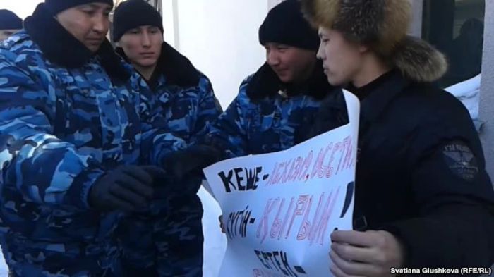 Kazakh Activist Jailed For Pro-Ukraine Protest