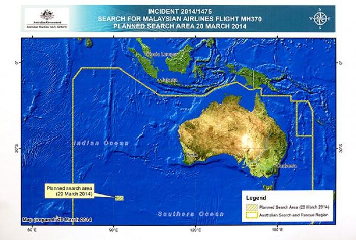 Possible debris from missing Malaysian jet seen on Australian satellite images