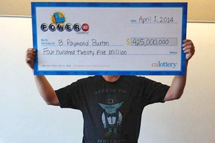 California Retiree Wins $425 Million Powerball Jackpot