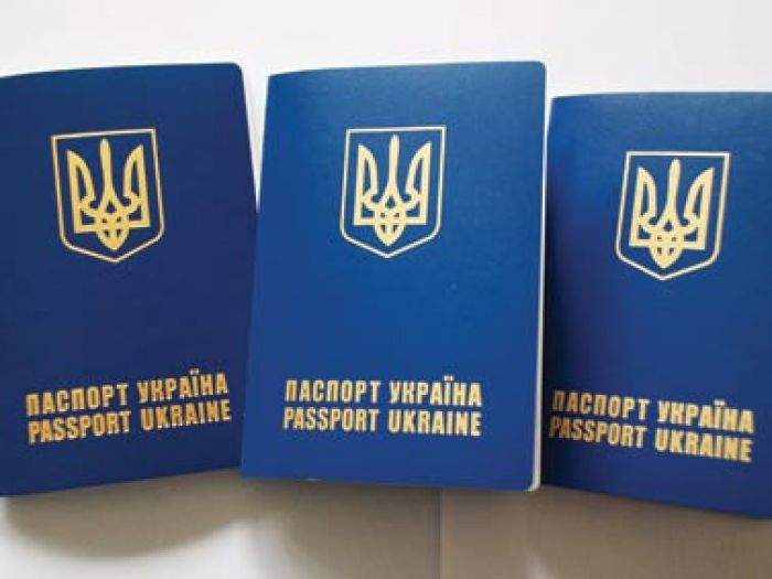 Parliament to pass package of laws to allow Ukrainians go to EU without visas, says Turchynov