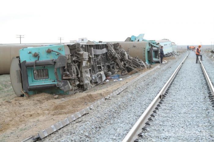 Almaty-Atyrau train derailed, over 30 people injured (Photos, video)