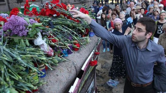 Ukraine declares two days of mourning after bloodshed