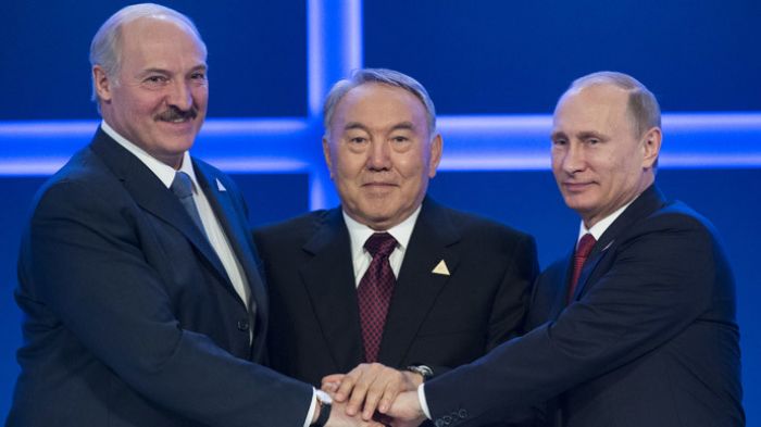 Russia, Kazakhstan, Belarus Sign Treaty Creating Economic Union (Video)