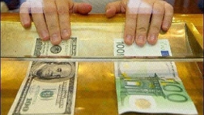 National Bank prohibits 2 Kazakhstan-based banks to conduct foreign currency exchanges for 1 month