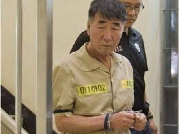 Crew of South Korea ferry disaster go on trial