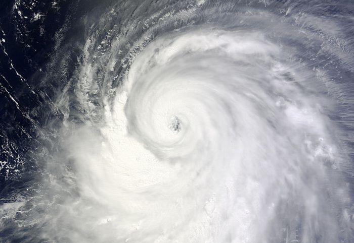 Typhoon Neoguri Latest Update: Storm Pounds Okinawa in Japan; Doesn’t Hit the Philippines