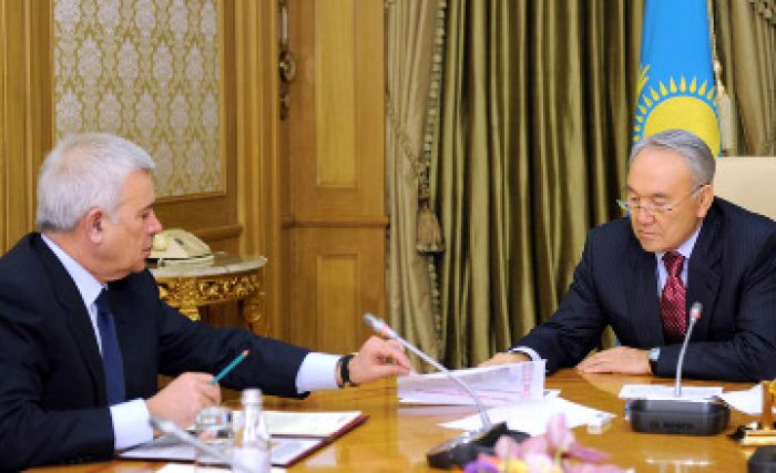 N.Nazarbayev and V.Alekperov discuss Lukoil projects on the Caspian shelf