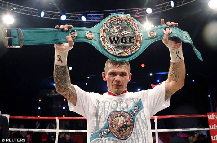 Martin Murray says he is the only fighter in the world who can beat Kazakh world champion Gennady Golovkin  