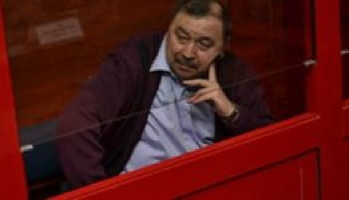 Kazakhstan Paroles Ex-Official Jailed for Murdering Opposition Leader