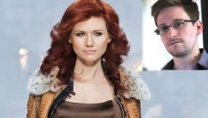 Former KGB agent claims that Anna Chapman was ordered to seduce Edward Snowden