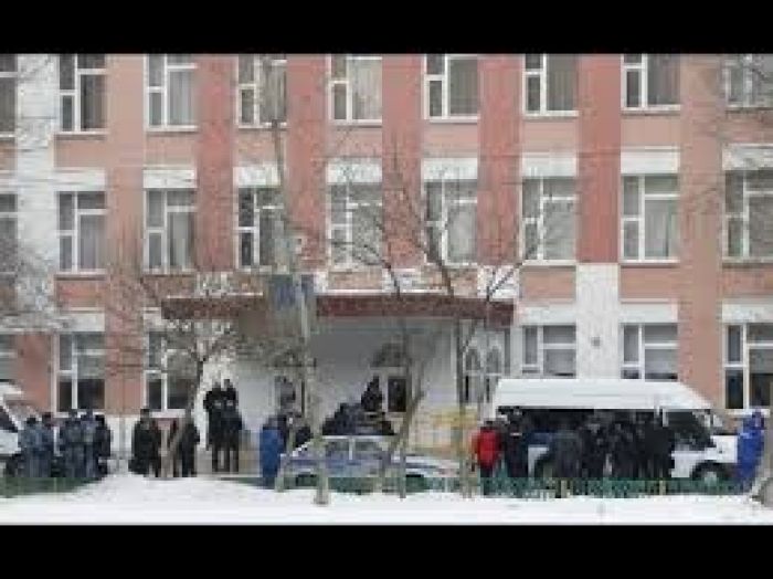 Moscow school shooting: Policeman, teacher killed, hostages released