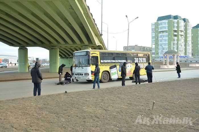 Passenger bus hits two women to death