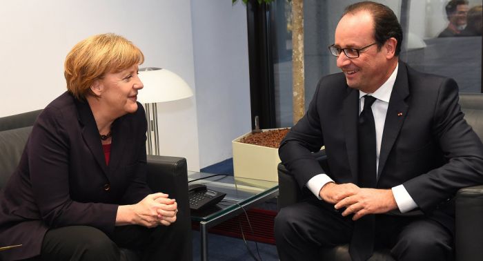 Hollande and Merkel to Visit Kiev, Moscow for Talks on Ukraine Crisis