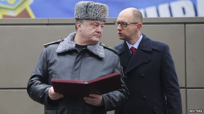 Ukraine crisis: Poroshenko says peace deal in danger