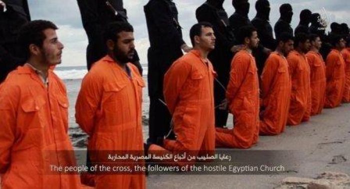 ISIL Tweets Video of Alleged Execution of 21 Egyptians in Libya