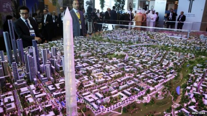 Egypt unveils plans to build new capital east of Cairo