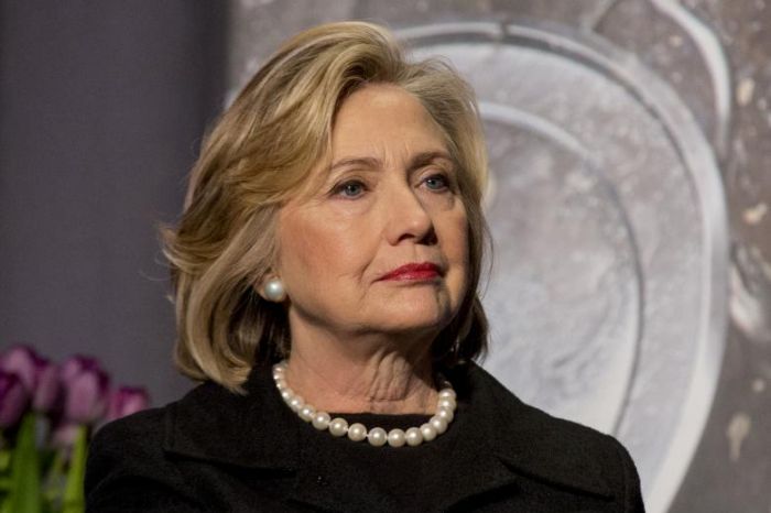 Hillary Clinton leads in new 2016 presidential poll