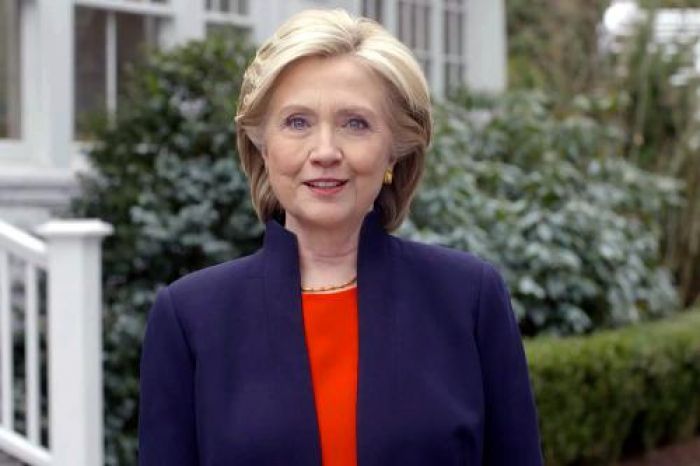 Hillary Clinton announces White House run