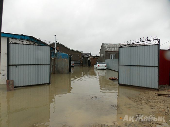 ​500 people evacuated from private sector in Atyrau