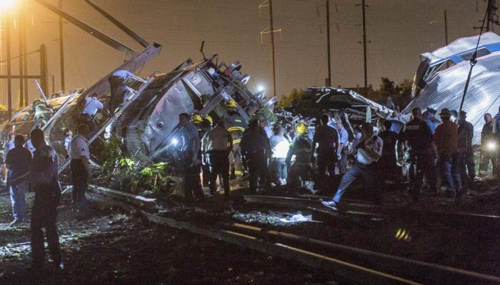 Philadelphia train crash: Amtrak rail accident kills six